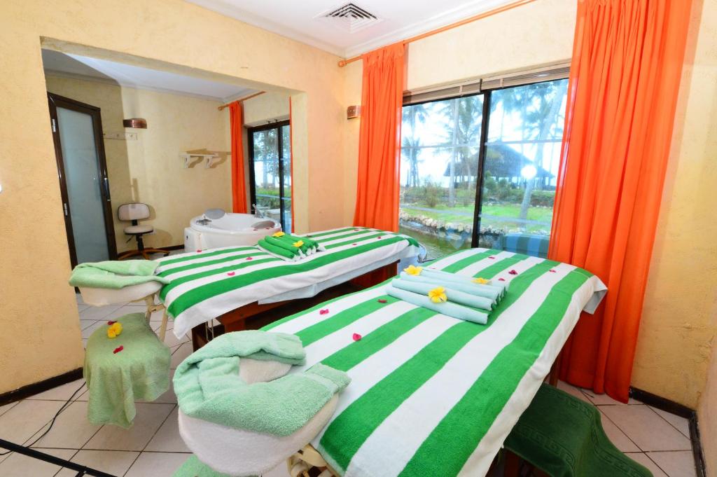 Diani Reef Beach Resort & Spa - photo 14