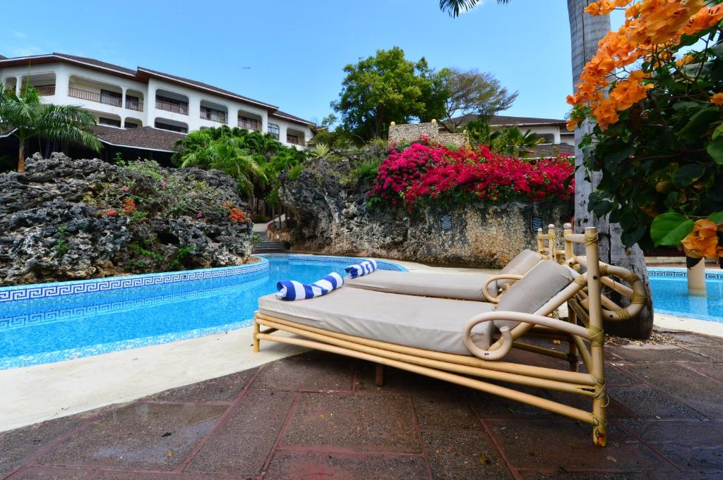 Diani Reef Beach Resort & Spa - photo 8