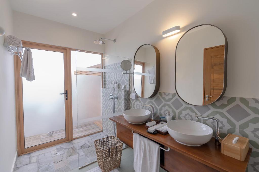 Joy island Maldives - photo 15