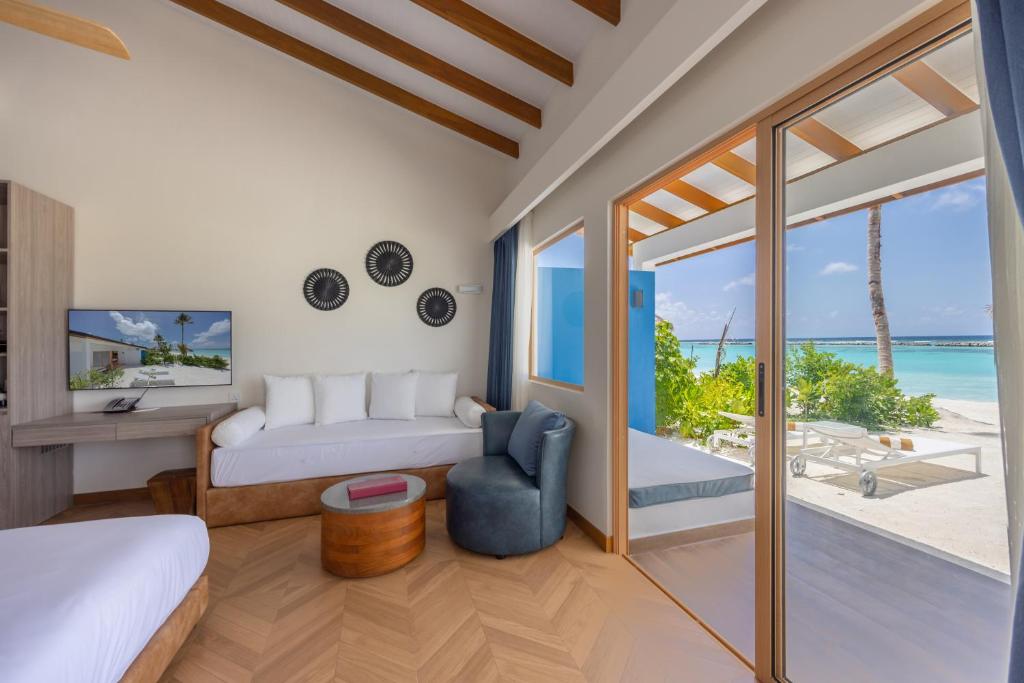 Joy island Maldives - photo 18