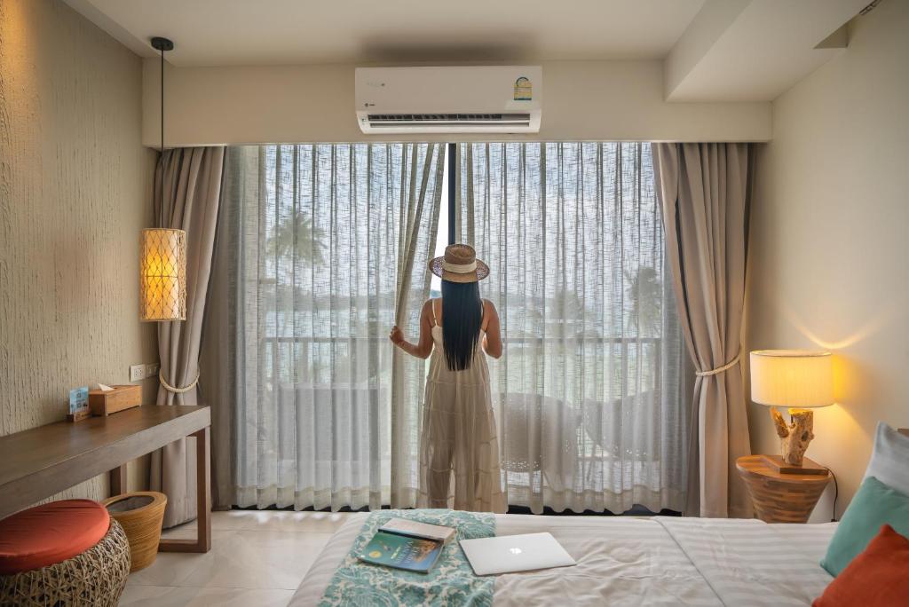 Bandara Beach Resort, Phuket - photo 28