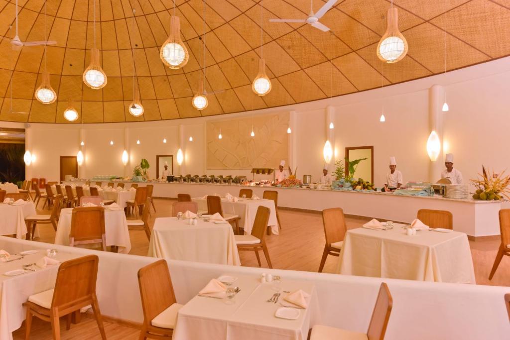 Dreamland Maldives Resort - photo 3