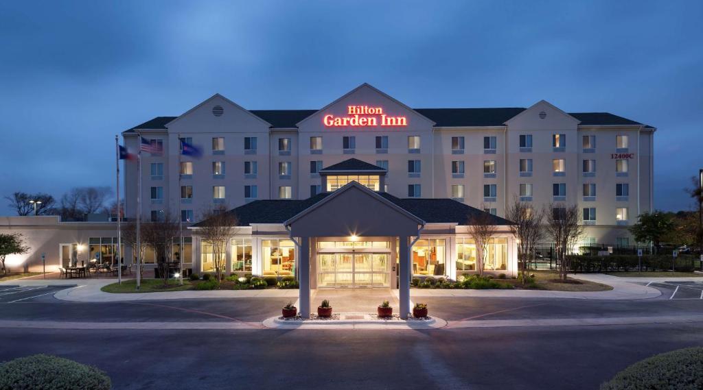 Hilton Garden Inn Austin North - photo 2