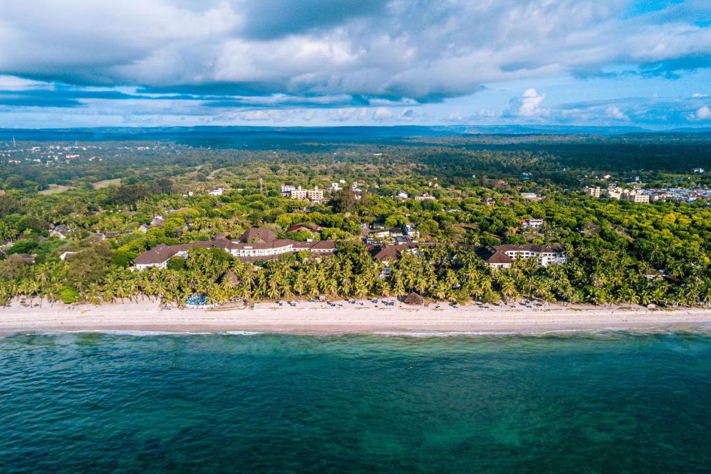 Diani Reef Beach Resort & Spa - photo 35