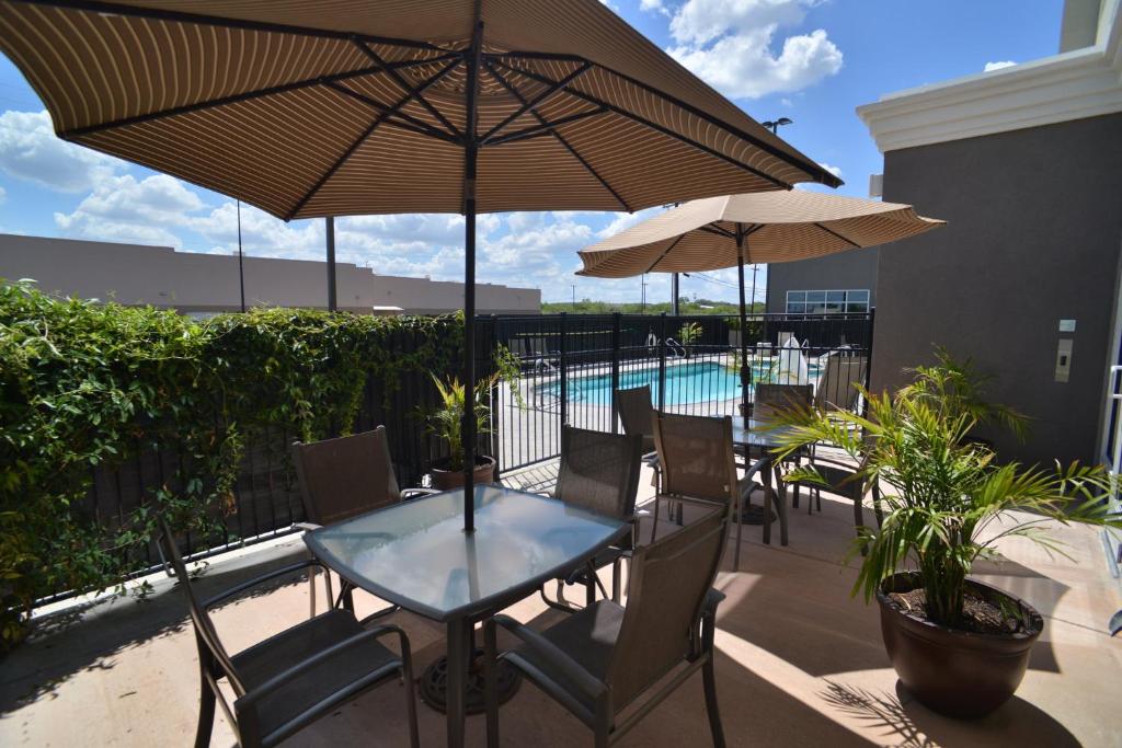 Holiday Inn Hotel & Suites Northwest San Antonio by IHG - photo 14
