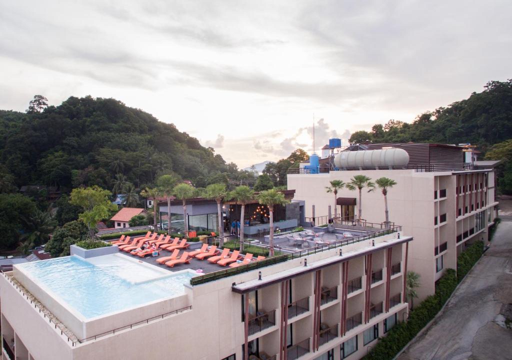 Bandara Beach Resort, Phuket - photo 5
