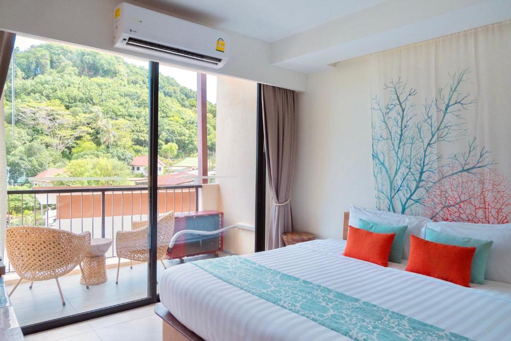 Bandara Beach Resort, Phuket - photo 25