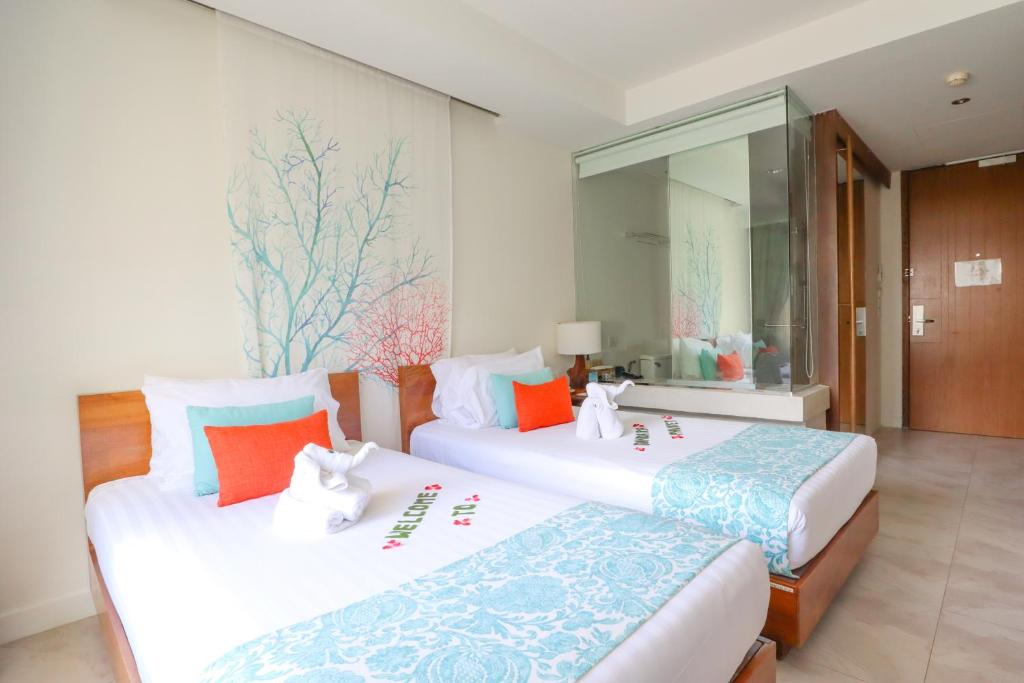 Bandara Beach Resort, Phuket - photo 47