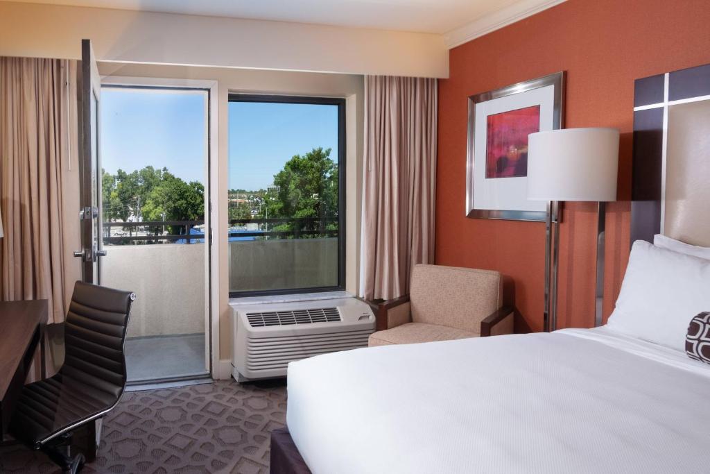 Delta Hotels by Marriott Orlando Lake Buena Vista - photo 1