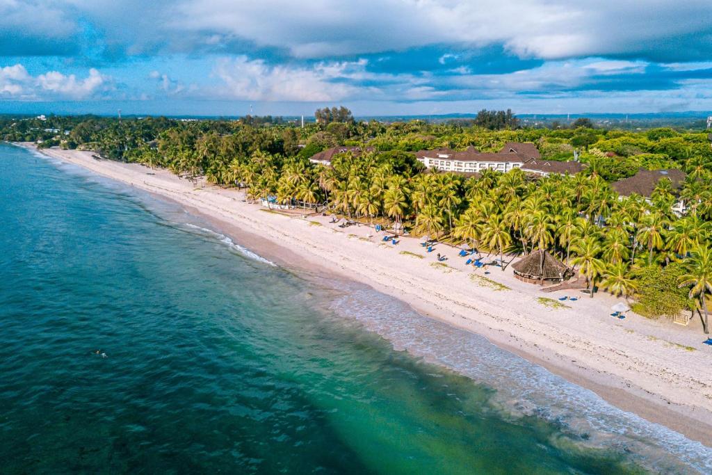 Diani Reef Beach Resort & Spa - photo 36