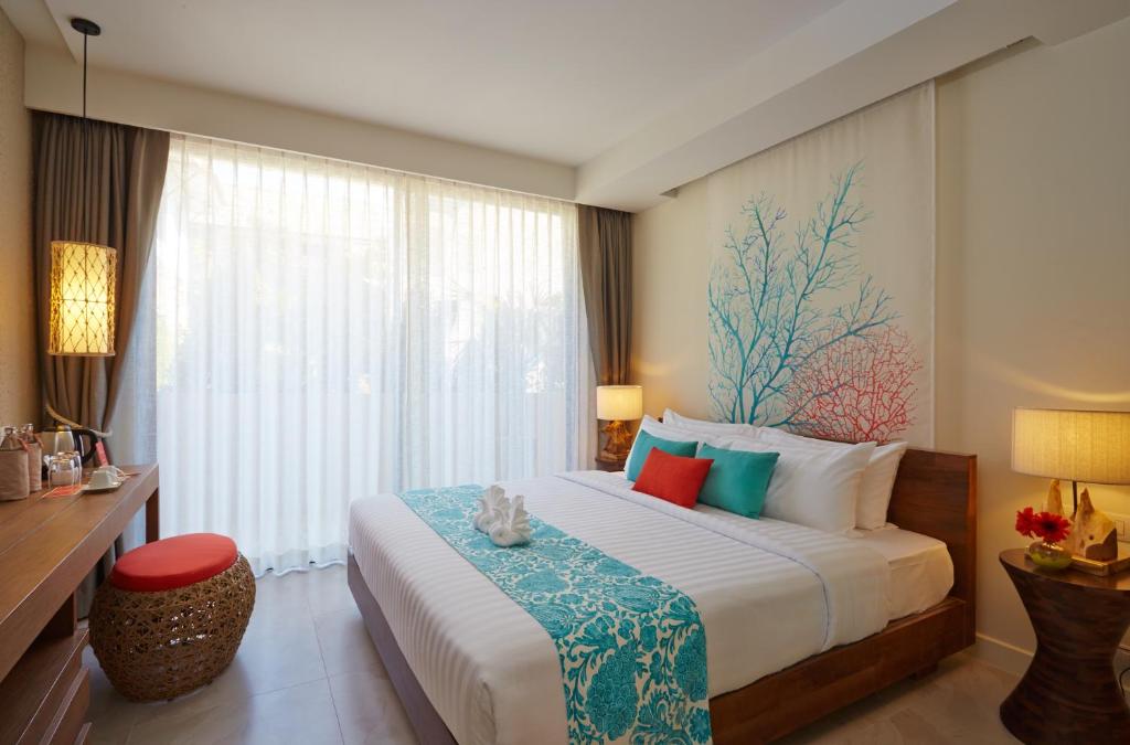 Bandara Beach Resort, Phuket - photo 16