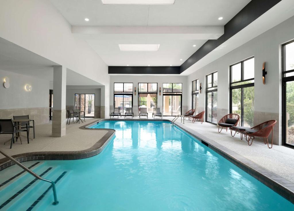 Hampton Inn & Suites Dallas-DFW Airport Hurst - photo 4