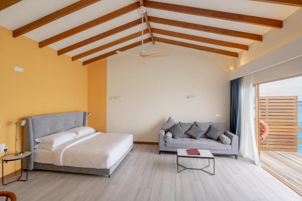 Joy island Maldives - photo 16