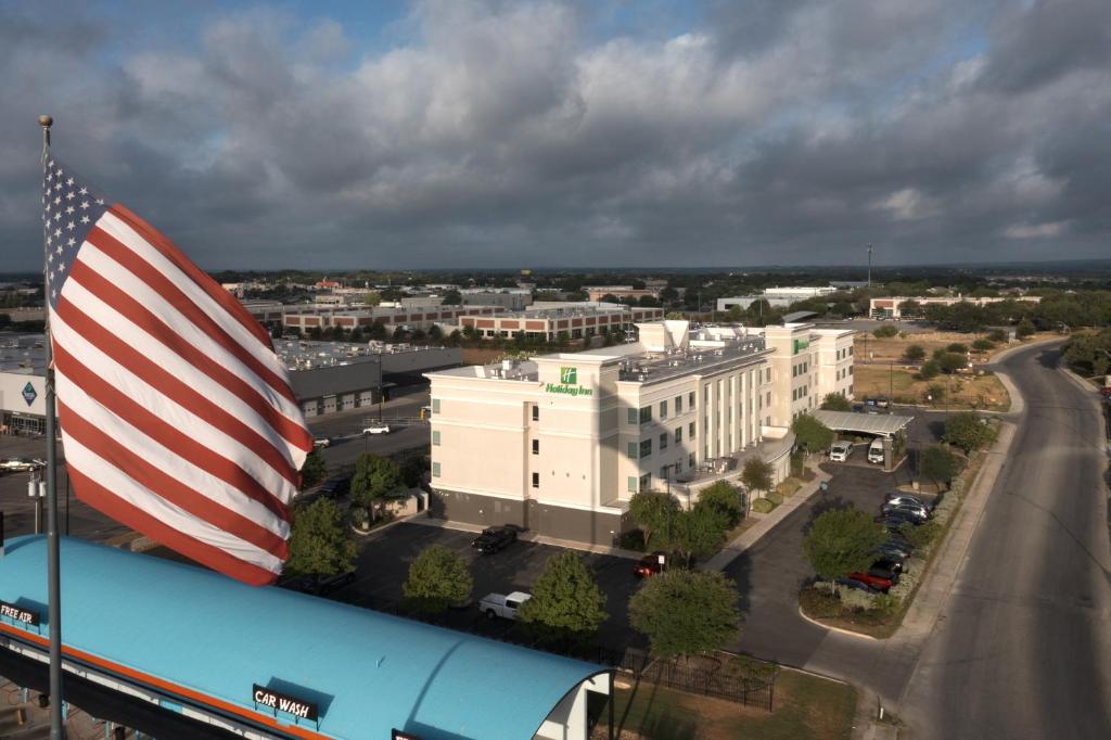 Holiday Inn Hotel & Suites Northwest San Antonio by IHG - photo 5