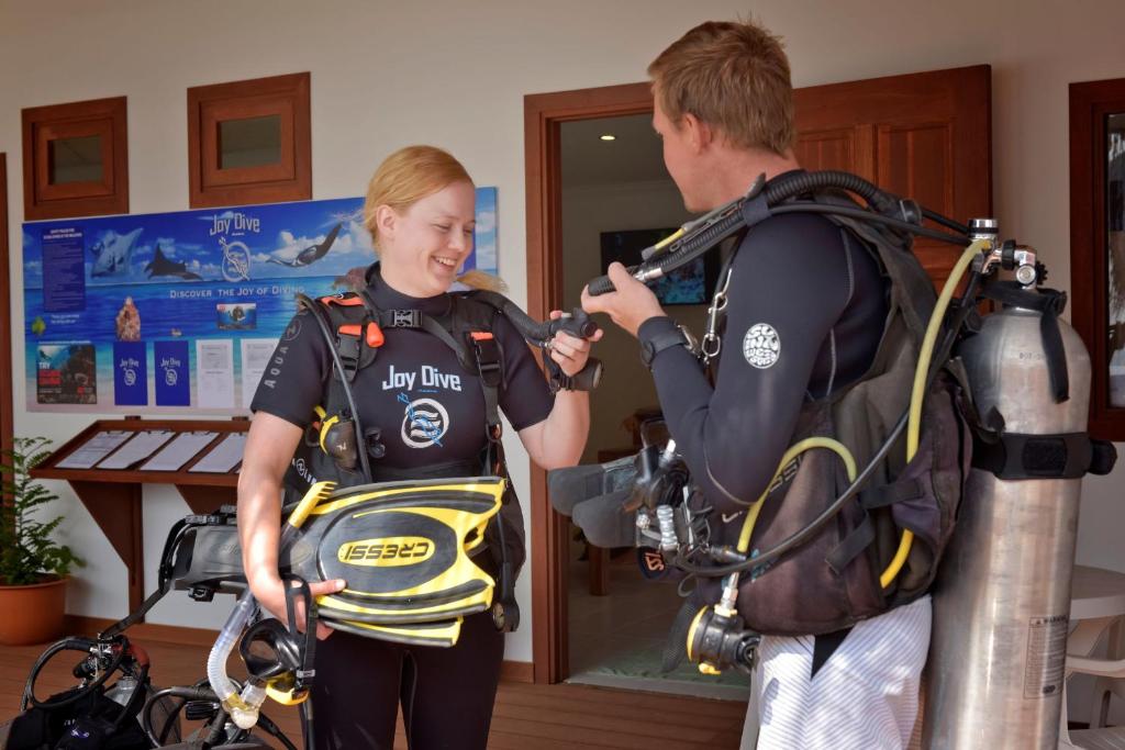 Dreamland Maldives Resort - photo 11