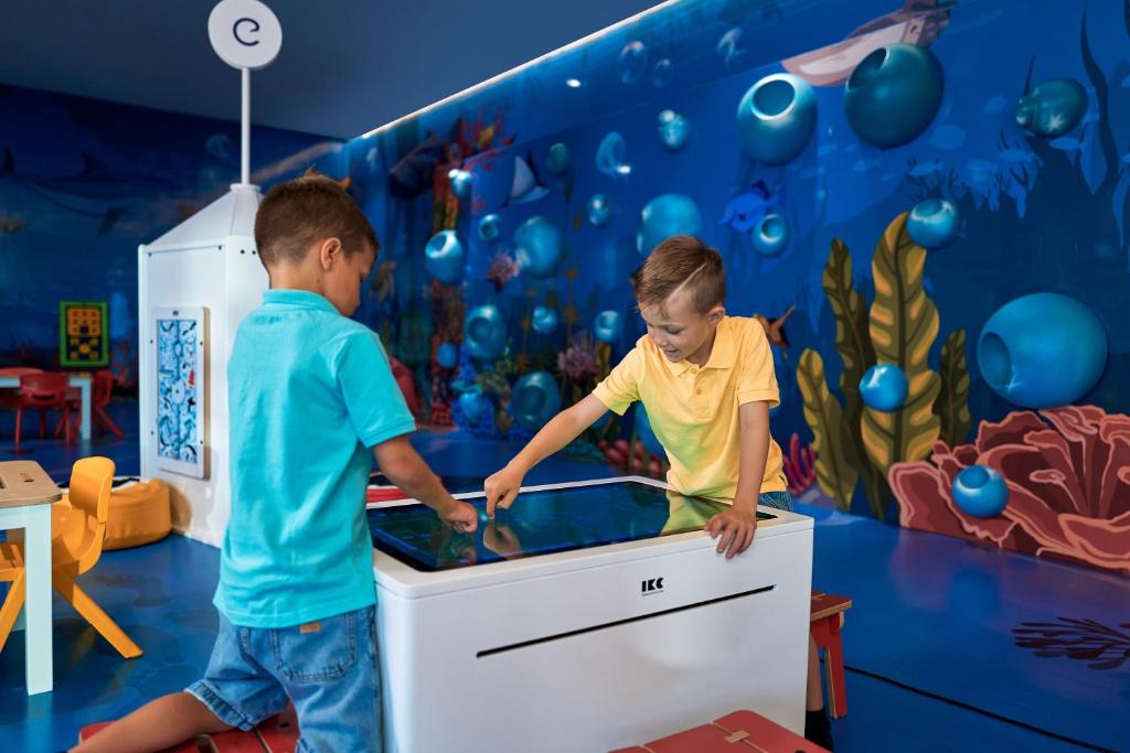 Centara Mirage Beach Resort Dubai - photo 27